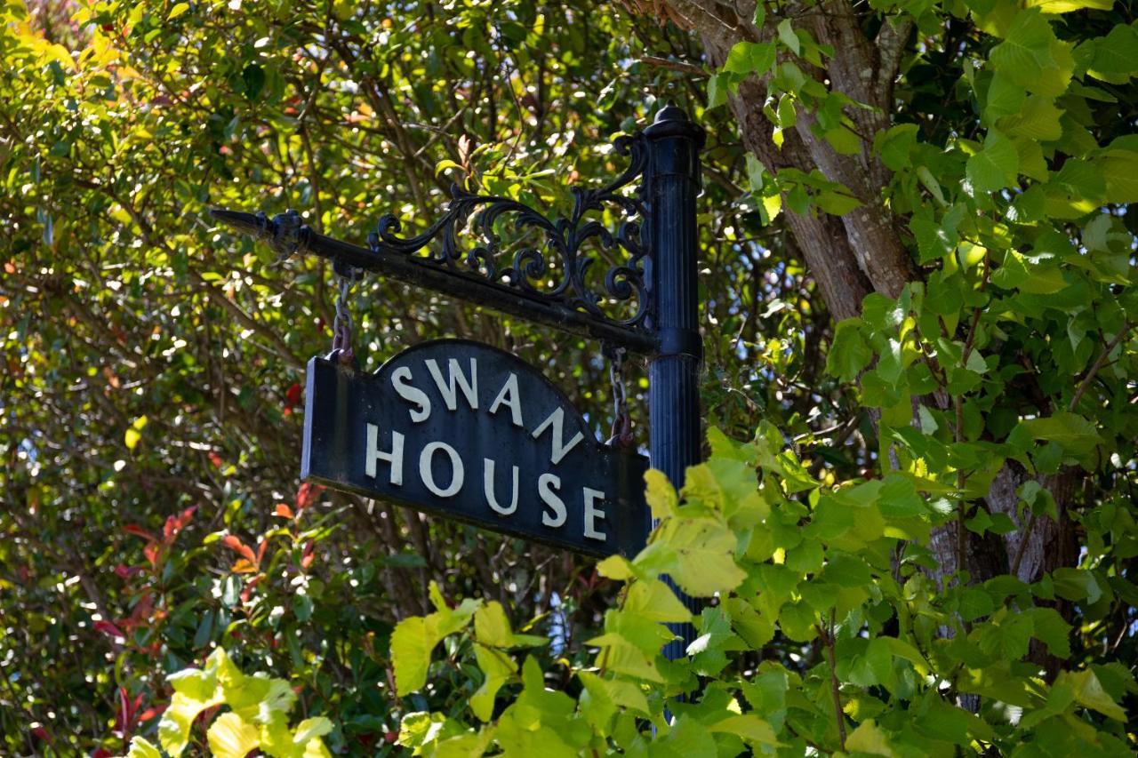 Bed and Breakfast Swan House Martinborough Exterior foto